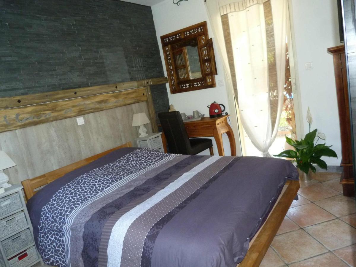 Les Bambous B&B Levens Luaran gambar