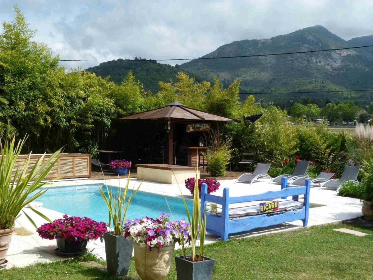 Les Bambous B&B Levens Luaran gambar