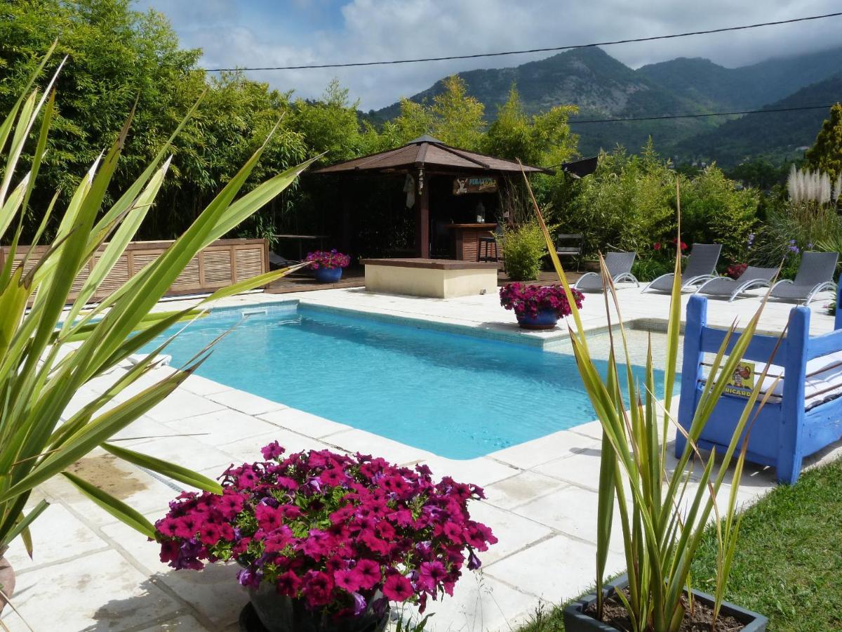 Les Bambous B&B Levens Luaran gambar