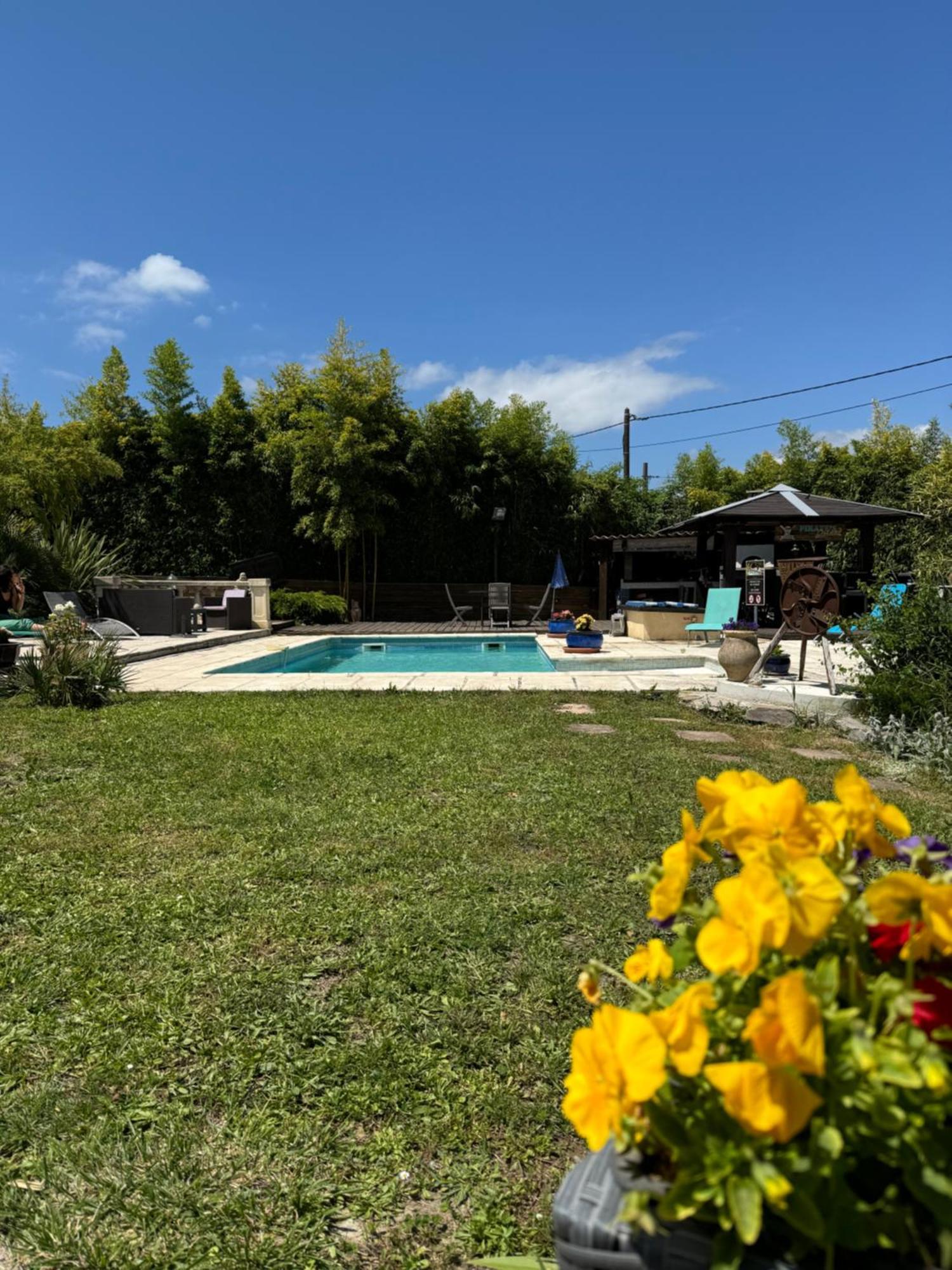 Les Bambous B&B Levens Luaran gambar